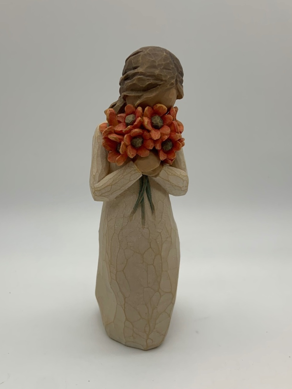 Willow Tree Surrounded by Love Flower Bouquet Figurine 2009 Susan Lordi